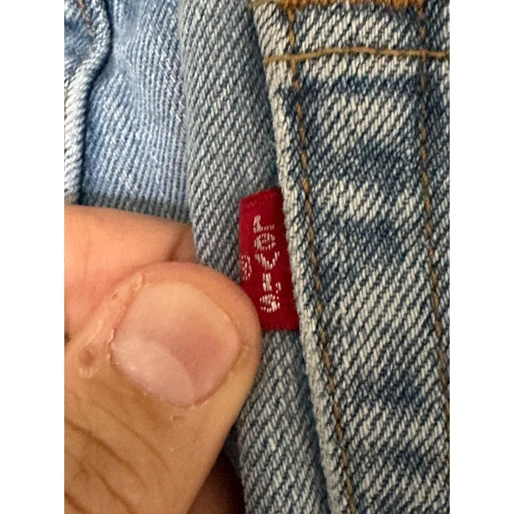 2006 Levi's 505 Jeans Mens Blue Light Wash Relaxed Fit Red Tab 33X32‎